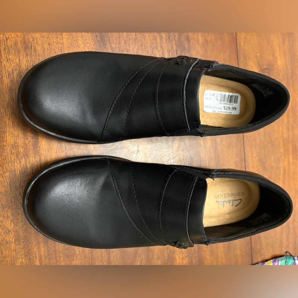 Clarks Women’s Black Leather Loafers